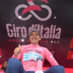 Richard Carapaz gana la etapa 14 y es nuevo líder del Giro 2019-05-25 12.40.19 (1)
