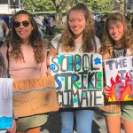 Alumnas de secundaria de Long Island, Nueva York, durante una manifestación en la que piden que se tomen medidas de ámbito mundial para combatir el cambio climático. (20 de septiembre de 2019)© UNICEF David Berkwitz