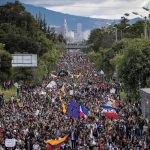 Más de 10.000 personas marchan desde distintos puntos de Bogotá en el septimo día de protestas