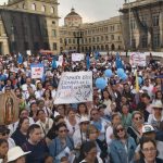 Contra de la despenalización del aborto se concentran en la Plaza de Bolívar