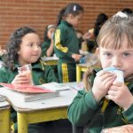 Bogotá entregó más de 646 mil refrigerios en la primera semana de clases no presenciales