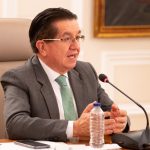 Ministro de salud Fernando Ruiz Gómez