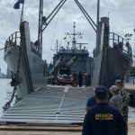 El buque (USAV) Chickahominy, de llega a Cartagena para entregar ayuda colombiana a Providencia