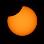 Así se pudo observar el eclipse desde Santiago