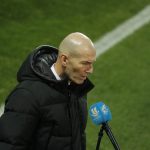 El entrenador del Real Madrid, Zinedine Zidane, ante los medios de comunicación REUTERS/Jon Nazca