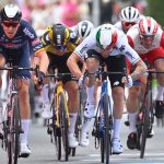 Tim Merlier (Giant Alpecin) se impuso este domingo en la segunda etapa del Giro de Italia