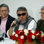 El líder de la desmovilizada guerrilla de las FARC Jesús Santrich habla en una conferencia de prensa en Bogotá. REUTERS/Jaime Saldarriaga