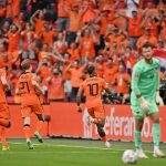 La selección de los Países Bajos firmó el pleno de puntos en el Grupo C de la Eurocopa 2020 tras golear 3-0 este lunes en el Johan Cruyff Arena a Macedonia del Norte,