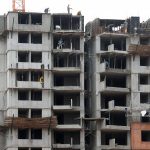 Trabajadores construyen un edificio de apartamentos en Bogotá,. REUTERS/Jaime Saldarriaga