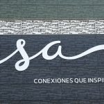 El logo de ISA en su sede de la ciudad de Medellín,. Reuters/Luis Jaime Acosta