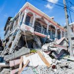 Un edificio destruido por el terremoto de 7,2 en Les Cayes, Haití. 14 agosto 2021. REUTERS/Ralph Tedy Erol