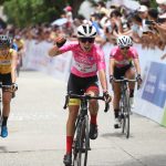 La chilena Aranza Villalón ganó la segunda etapa y quedo como líder de la Vuelta a Colombia Femenina