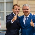‘Quisiera saludar aquí a un gran amigo de Francia, de los valores democráticos, de la paz, de la ambición medio ambiental, climática y digital’, dijo el Presidente de Francia, Emmanuel Macron, a su homólogo de Colombia, Iván Duque.