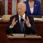 El presidente Joe Biden pronuncia su discurso sobre el Estado de la Nación ante una sesión conjunta del Congreso en el Capitolio, el martes 1 de marzo de 2022, en Washington DC.