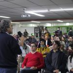 Sergio Fajardo ‘parchó’ con jóvenes en Bogotá