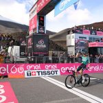 El alemán Lennard Kämna (Bora) logró la victoria en la cuarta etapa del Giro de Italia, que terminó con la subida al Etna