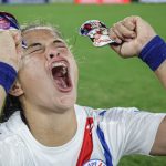 Jugadora de Paraguay celebra su Gol en el Triunfo ante Ecuador