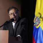 El Presidente Gustavo Petro invitó al sector financiero a trabajar junto con el Estado para invertir en los sectores que generan riqueza en Colombia.