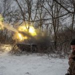 Defensores ucranianos repelen más de 100 ataques enemigos en la región de Donetsk