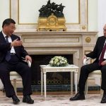 Los presidentes de Rusia y China, Vladimir Putin y Xi Jinping, abordaron el plan chino para el arreglo en Ucrania