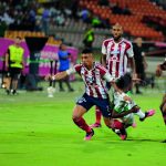 Junior de Barranquilla consiguió un triunfo clave en su lucha por regresar al grupo de los ocho mejores, luego de superar en el estadio Atanasio Girardot de Medellín 0-1 a Atlético Nacional, en juego por la fecha 12 de la Liga.Foto Dimayor