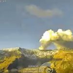 Así se vio el volcán Nevado del Ruiz en la mañana del 4 de abril 2023