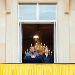 Después de posesionar a los nuevos siete ministros, el presidente Gustavo Petro salió al balcón de la Casa de Nariño junto a la primera dama, Verónica Alcocer, donde le habló a los ciudadanos, que se movilizaron por las calles del país en conmemoración al Día del Trabajo