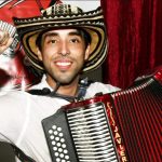 El acordeonero, nativo de Santa Marta, Javier Matta Correa, es el nuevo Rey del Festival Vallenato de Valledupar.