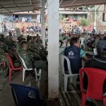 Liberaron a los 28 uniformados que estaban secuestrados por la comunidad en Patía, Cauca, luego del diálogo con la Defensoría del Pueblo.