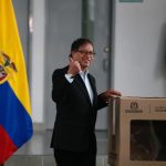 Presidente Gustavo Petro votó en un colegio en el sur de Bogotá. Foto Presidencia