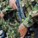 Militar retirado afirma tener pruebas sobre presunta red criminal en la inteligencia del Ejército 