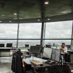 Torre de control del aeropuerto El Dorado de Bogotá