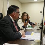 Fiscal general Luz Adriana Camargo y embajador de Estados Unidos Francisco Palmieri. Foto Fiscalía General de la Nación