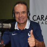 Gustavo ‘Tato’ Sanint narrador radial de fútbol de Caracol Radio