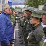 El ministro de Defensa, Iván Velásquez, anunció una recompensa de $ 500 millones por información que permita la captura de cabecillas del frente ‘Jaime Martínez’ y el aumento del pie de fuerza en el Cauca.