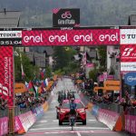 El ciclista italiano del equipo Decathlon AG2R Andrea Vendrame ha ganado, este viernes, la decimonovena etapa del Giro de Italia de 2024, en Sappada, en solitario