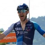 El ciclista canadiense Derek Gee conquistó la victoria hoy en la tercera etapa de la carrera Criterium Dauphiné 2024, un trayecto de 181.7 kilómetros entre las localidades de Celles-sur-Durolle y Les Estables.