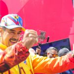 El candidato a la presidencia de Venezuela Nicolás Maduro arrancó hoy su campaña electoral en el municipio San Francisco, estado de Zulia, noroccidente del país, y aseguró ganará el 28 de julio por paliza a sus contrincantes.