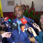 Canciller Luis Gilberto Murillo con la Prensa