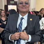 Senador Iván Name regresó al Congreso tras su cirugía de corazón abierto