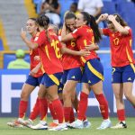 España consiguió hoy su pase a octavos de final tras vencer a Paraguay 2-0 y se erigió como líder indiscutible del grupo C en la Copa Mundial Femenina Sub-20 de la FIFA, que tiene por sede a Colombia.