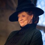 La relevante actriz británica Maggie Smith, ganadora de dos Oscar y estrella en las películas de 'Harry Potter' y la exitosa serie 'Downton Abbey', falleció en Londres a los 89 años, según informó hoy su familia en un comunicado.