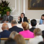 El presidente Gustavo Petro y parte de su gabinete se reunieron con 73 delegaciones de distintos países y de los organismos internacionales. Foto: Presidencia