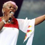 La cantante Leonor González, mejor conocida como la “Negra Grande de Colombia”, falleció hoy a los 90 años en el municipio de Pance