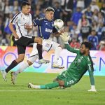 Millonarios inició la pretemporada con un empate 0-0 con Melgar en El Campín de Bogotá, marcando así el inicio de la era David González.

Fue un compromiso sumamente lento en el que a ambos equipos se les dificultó generar opciones de gol. Justamente, la única clara del cuadro bogotano se dio a los 4 minutos, cuando Jhon Córdoba robó en salida y envió un pase atrás para Mackalister Silva.