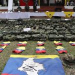 El Ejército Nacional de Colombia incautó hoy abundante material de guerra como parte de las operaciones militares desplegadas contra grupos armados en el municipio de Tibú, en la región de Catatumbo,