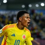 Óscar Perea puso a Colombia en ventaja en el minuto 33 del partido en el estadio Misael Delgado de Valencia al definir con calidad frente al portero Santino Barbi.Foto FCF