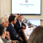 El presidente Gustavo Petro pidió la renuncia protocolaria de todos los ministros y directores de departamentos administrativos con el objetivo de realizar ajustes en su gabinete