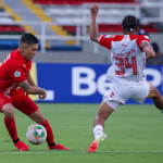 América de Cali recibió a Santa Fe en un Pascual Guerrero vacío por la sanción a la plaza que acarrea desde la final vuelta de la Copa Colombia, pero contó con el debut de Juan Fernando Quintero, gran figura del encuentro..@AmericadeCali