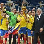 Jugadores de la Selección Colombia de fútbol de salón celebran el título obtenido en el Mundial de Bielorrusia.Foto: @fecolfutsal